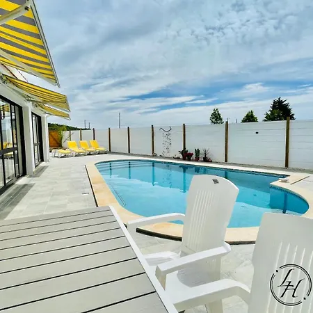 Harmony - Stylish - Pool & Terrace Вилла *