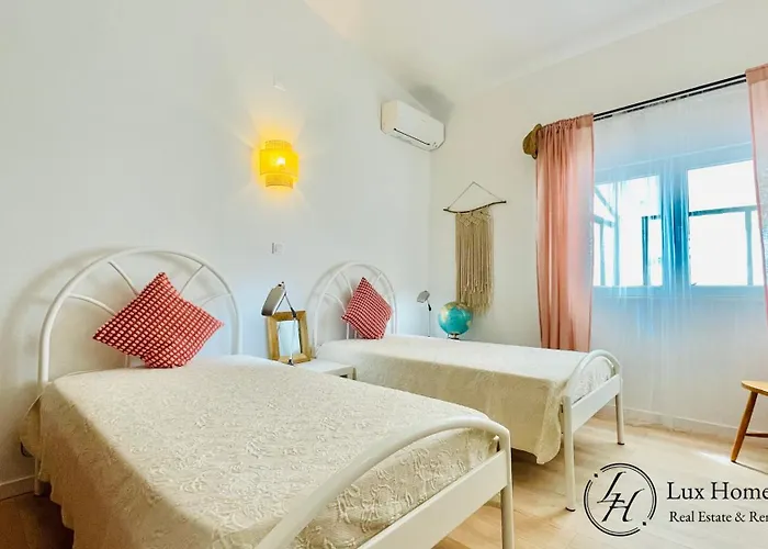 Villa Harmony - Stylish - Pool & Terrace