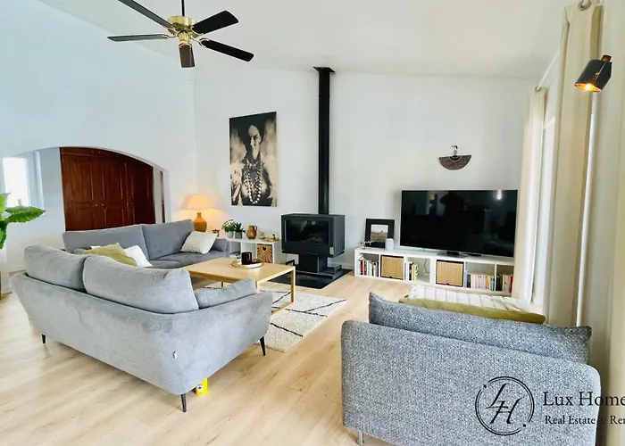 Harmony - Stylish - Pool & Terrace Villa Portimão