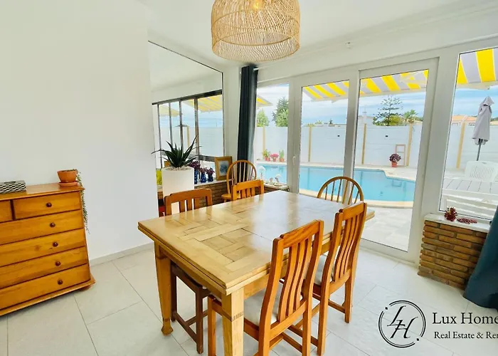 Harmony - Stylish - Pool & Terrace *