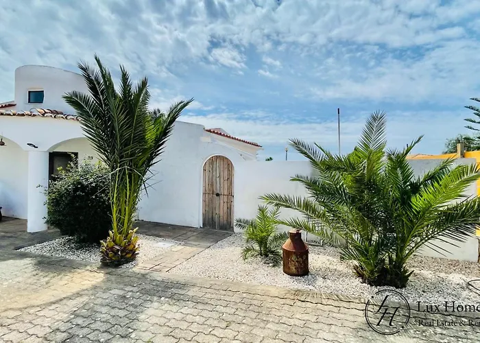 Villa Harmony - Stylish - Pool & Terrace